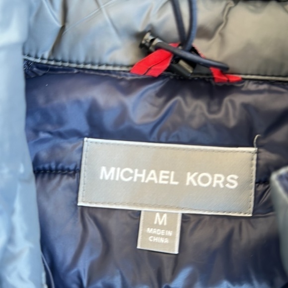 MICHAEL KORS 
Logo Tape Quilted Nylon Puffer Vest men’s size medium blue - Picture 4 of 8